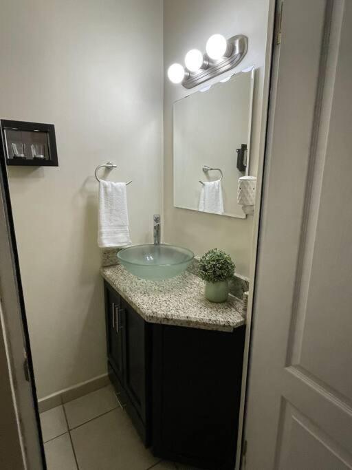 Casa Eliseos, A 5 Minutos De La Linea Fronteriza Villa Nogales  Luaran gambar